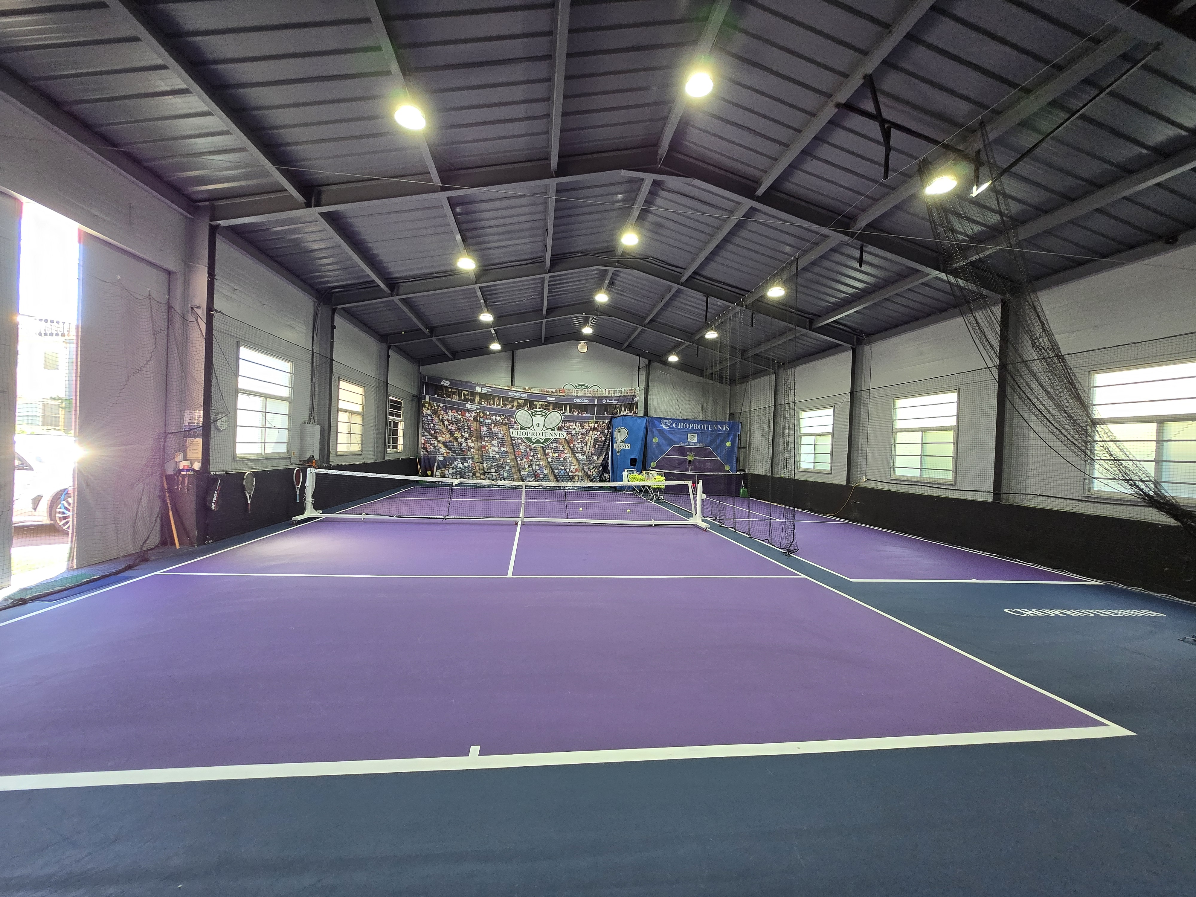 남양주 조프로테니스아카데미 실내 코트 전경